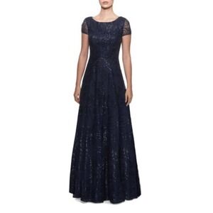 New  La Femme Sequin Floral Embroidered Gown Short Sleeve Navy Women's Size 8